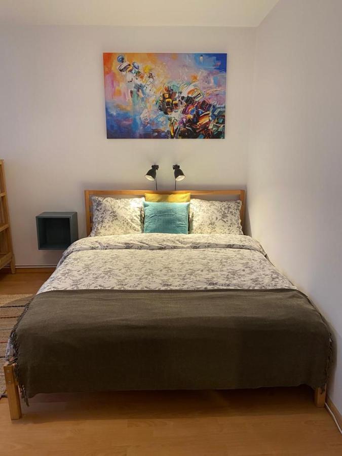 La Momo Appartement Lupeni  Buitenkant foto