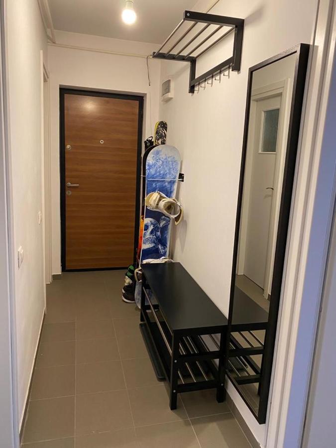 La Momo Appartement Lupeni  Buitenkant foto